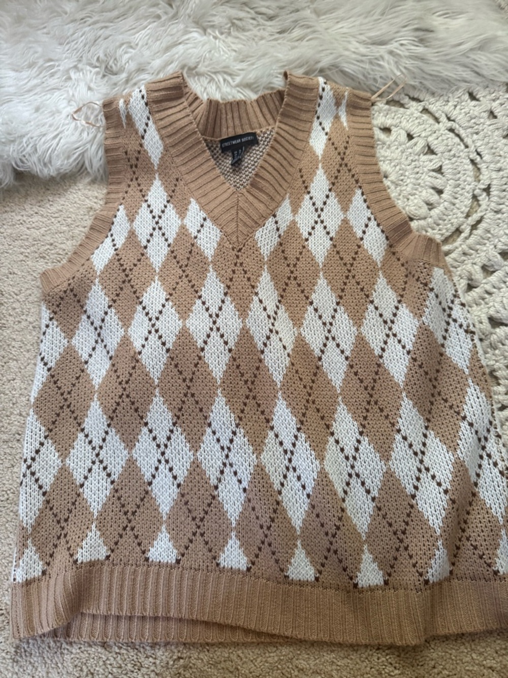 Streetwear Society Tan Argyle Sweater Vest XL Preppy